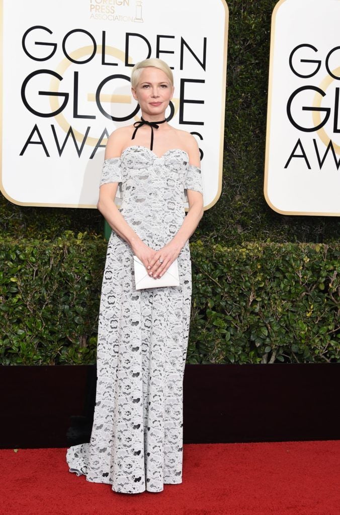 Actress Michelle Williams arrives at the 74th annual Golden Globe Awards, January 8, 2017, at the Beverly Hilton Hotel in Beverly Hills, California.    (Photo VALERIE MACON/AFP/Getty Images)