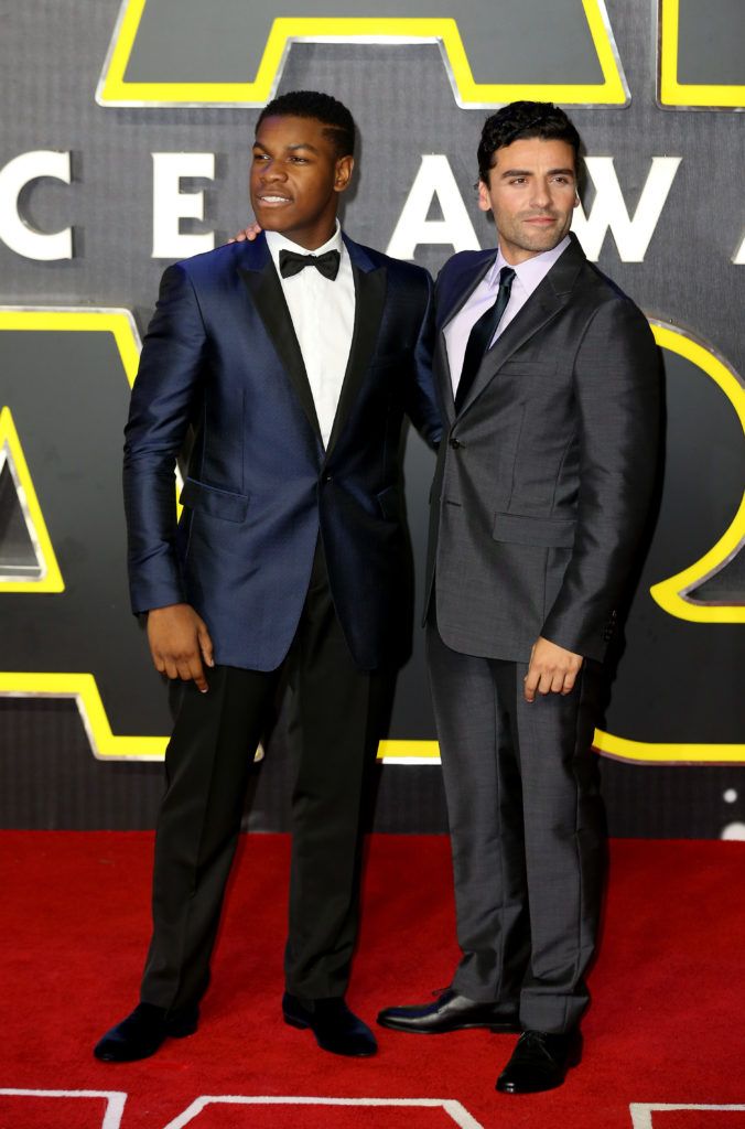 John Boyega and Oscar Isaac attend the European Premiere of "Star Wars: The Force Awakens" at Leicester Square on December 16, 2015 in London, England.  (Photo by Chris Jackson/Getty Images)