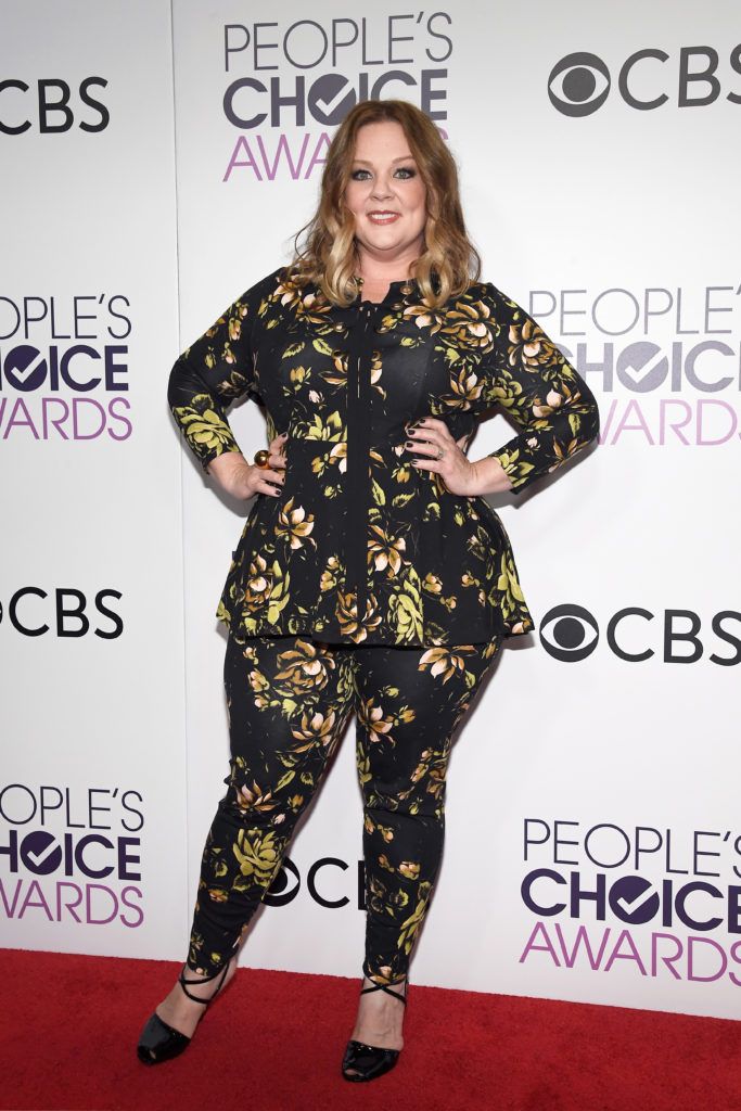 Melissa McCarthy, winner of the Favorite Comedic Movie Actress Award, poses in the press room during the People's Choice Awards 2017 at Microsoft Theater on January 18, 2017 in Los Angeles, California.  (Photo by Kevork Djansezian/Getty Images)