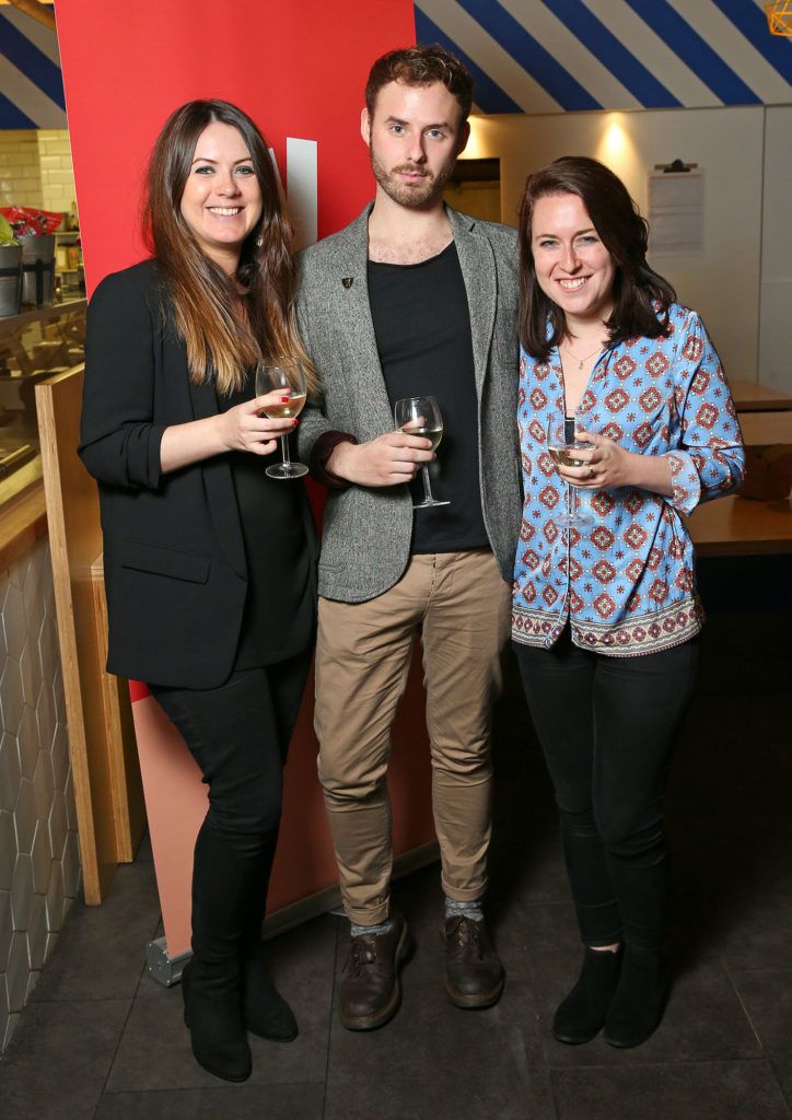 Pictured are Kate Thomas, Joe Groves and Emily Kraftman as model and award winning cookbook author Roz Purcell hosted a special culinary event last night, alongside the online food delivery service Deliveroo and Cocu Executive Chef, Emilia Rowan at Cocu on Hatch St upper, D1. Pic: Marc O'Sullivan