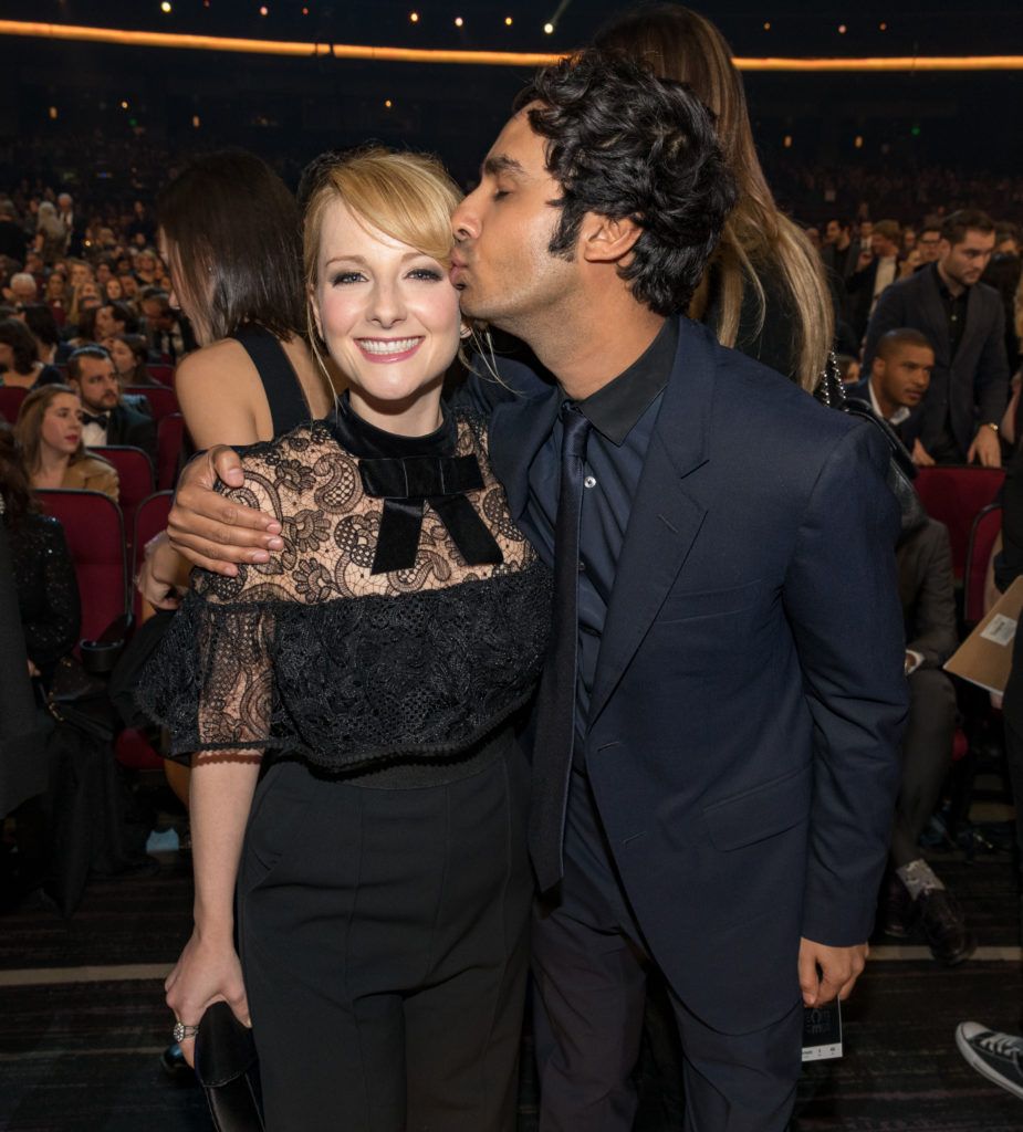 LOS ANGELES, CA - JANUARY 18:  Actress Melissa Rauch (L) and actor Kunal Nayyar attend the People's Choice Awards 2017 at Microsoft Theater on January 18, 2017 in Los Angeles, California.  (Photo by Christopher Polk/Getty Images for People's Choice Awards)