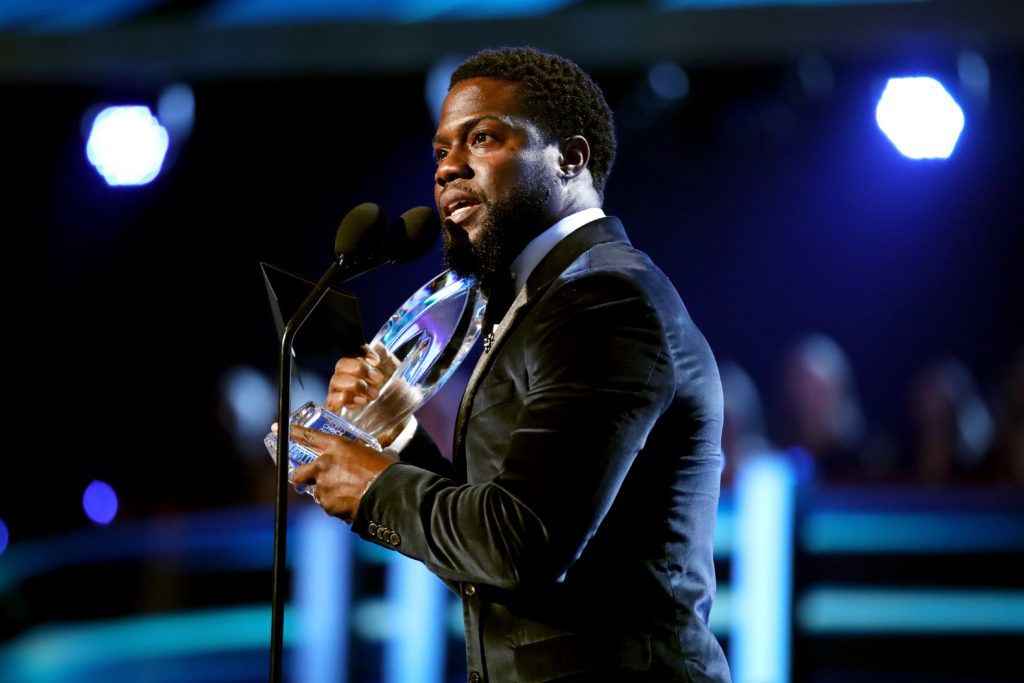 LOS ANGELES, CA - JANUARY 18:  Actor Kevin Hart accepts the Favorite Comedic Movie Actor award onstage during the People's Choice Awards 2017 at Microsoft Theater on January 18, 2017 in Los Angeles, California.  (Photo by Christopher Polk/Getty Images for People's Choice Awards)