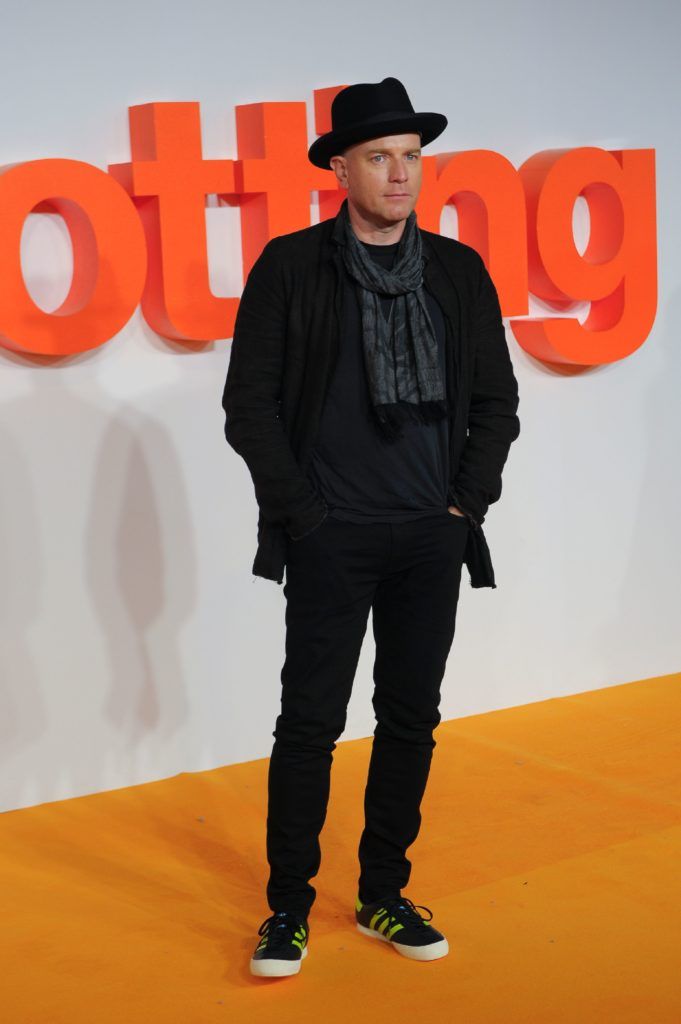 British actor Ewan McGregor poses on the red carpet arriving to attend the world premiere of the film T2 Trainspotting in Edinburgh on January 22, 2017. (Photo ANDY BUCHANAN/AFP/Getty Images)