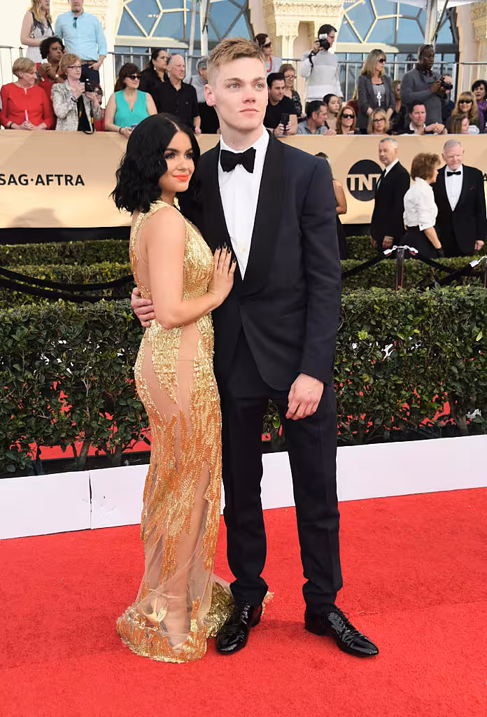 LOS ANGELES, CA - JANUARY 29:  Actors Ariel Winter and Levi Meaden attend the 23rd Annual Screen Actors Guild Awards at The Shrine Expo Hall on January 29, 2017 in Los Angeles, California.  (Photo by Alberto E. Rodriguez/Getty Images)