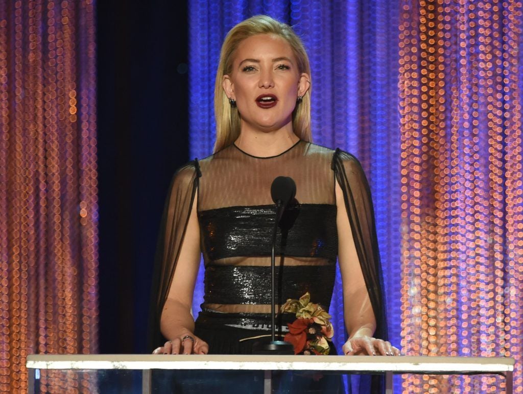 Actress kate Hudson speaks during the 23rd Annual Screen Actors Guild Awards show at The Shrine Auditorium on January 29, 2017 in Los Angeles, California.    (Photo  ROBYN BECK/AFP/Getty Images)