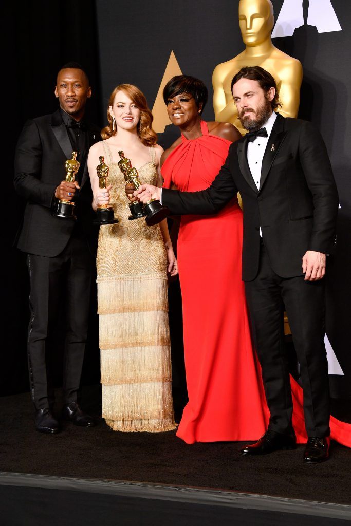 HOLLYWOOD, CA - FEBRUARY 26:  (L-R) Actors Mahershala Ali, winner of Best Supporting Actor for 'Moonlight,' Emma Stone, winner of Best Actress for 'La La Land,' Viola Davis, winner of the Best Supporting Actress award for 'Fences,' and Casey Affleck, winner of Best Actor for 'Manchester by the Sea,' pose in the press room during the 89th Annual Academy Awards at Hollywood & Highland Center on February 26, 2017 in Hollywood, California.  (Photo by Frazer Harrison/Getty Images)
