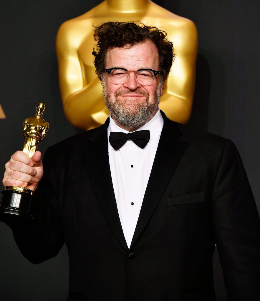 HOLLYWOOD, CA - FEBRUARY 26:  Writer/director Kenneth Lonergan, winner of the Best Original Screenplay award for 'Manchester by the Sea' poses in the press room during the 89th Annual Academy Awards at Hollywood & Highland Center on February 26, 2017 in Hollywood, California.  (Photo by Frazer Harrison/Getty Images)