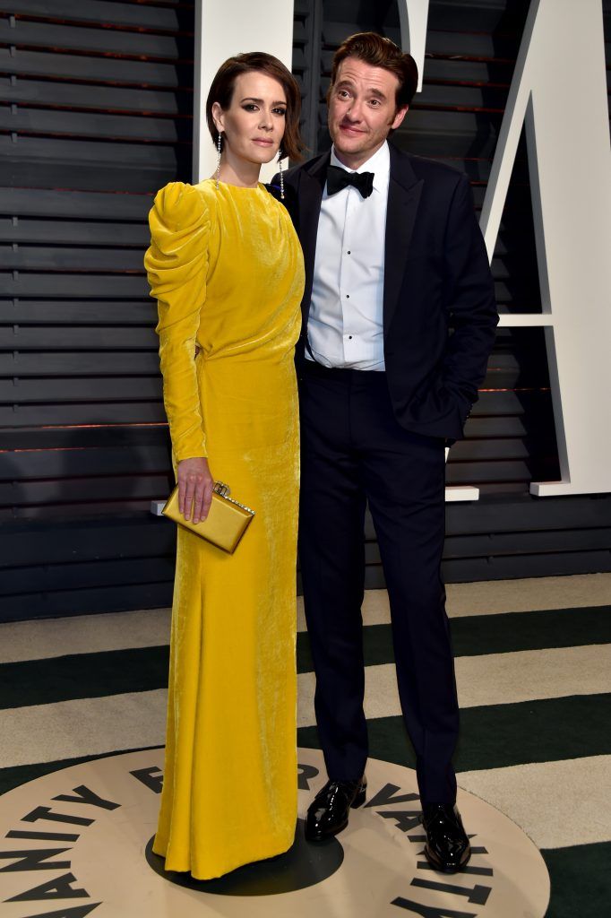 BEVERLY HILLS, CA - FEBRUARY 26:  Actor Sarah Paulson and Jason Butler Harner attend the 2017 Vanity Fair Oscar Party hosted by Graydon Carter at Wallis Annenberg Center for the Performing Arts on February 26, 2017 in Beverly Hills, California.  (Photo by Pascal Le Segretain/Getty Images)