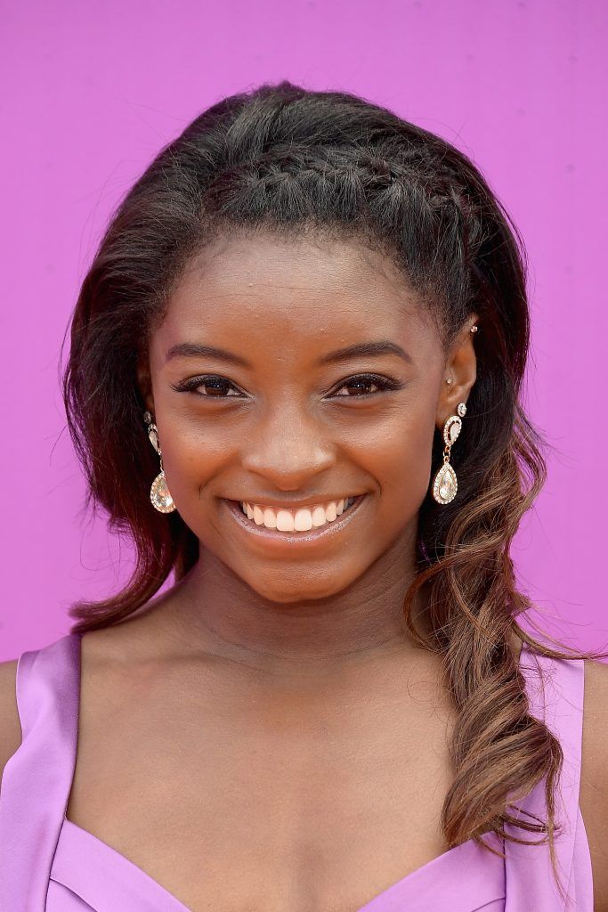 Olympic gymnast Simone Biles attends Nickelodeon Kids' Choice Sports Awards 2017 at Pauley Pavilion on July 13, 2017 in Los Angeles, California.  (Photo by Matt Winkelmeyer/Getty Images)