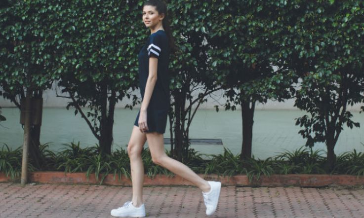 Fashion girls are wearing their summer runners like this - and so will you