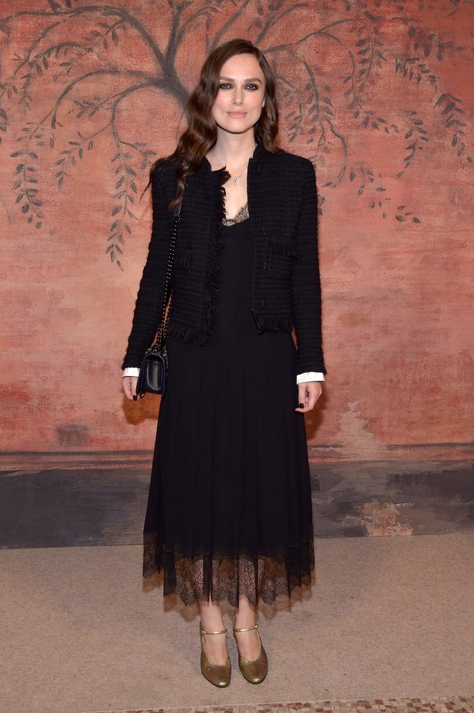 Keira Knightley attends the Photocall of  the 'Chanel Cruise 2017/2018 Collection' at Grand Palais on May 3, 2017 in Paris, France.  (Photo by Pascal Le Segretain/Getty Images)