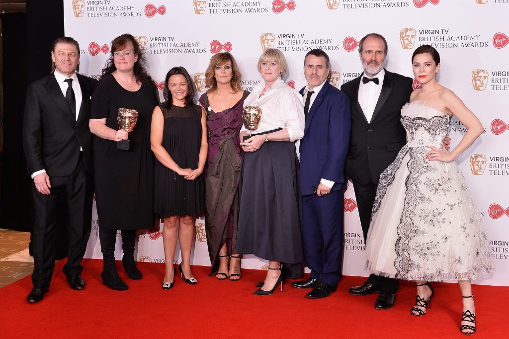 Sean Bean, Sally Wainwright, Juliet Charlesworth, Siobhan Finneran, Nicola Shindler, Neasa Hardiman and Anna Friel pose with the award for Drama Series, Happy Valley in the Winner's room at the Virgin TV BAFTA Television Awards at The Royal Festival Hall on May 14, 2017 in London, England.  (Photo by Jeff Spicer/Getty Images)