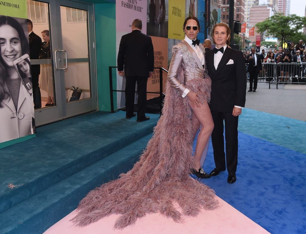 Di Mondo and designer Eric Javits attend the 2017 CFDA Fashion Awards Cocktail Hour at Hammerstein Ballroom on June 5, 2017 in New York City.  (Photo by Nicholas Hunt/Getty Images)