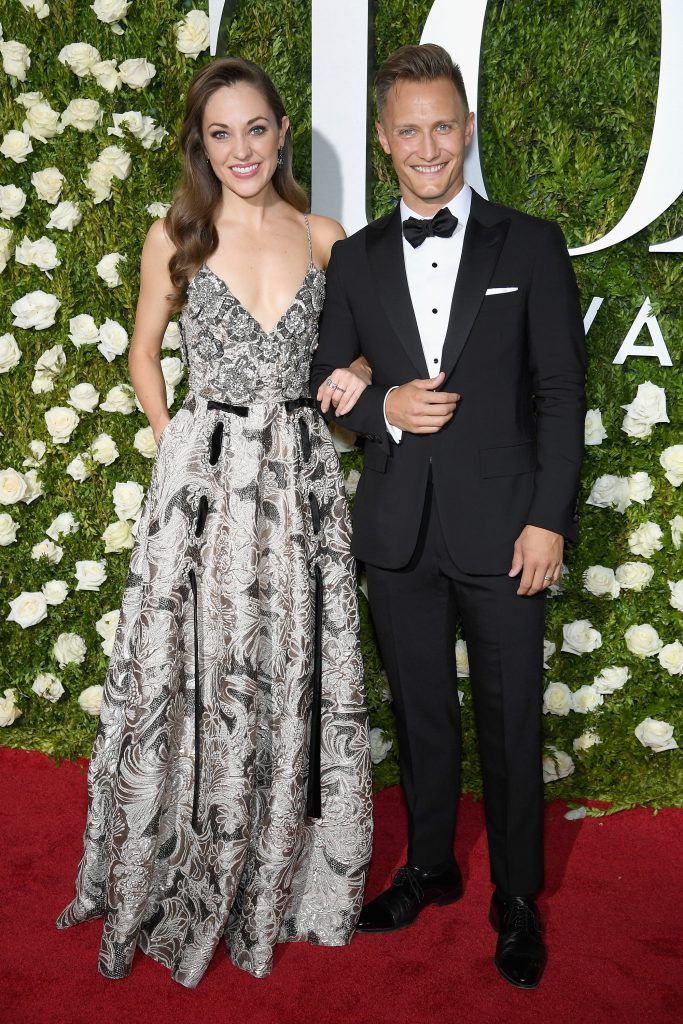 Actress Laura Osnes (L) attends the 71st Annual Tony Awards at Radio City Music Hall on June 11, 2017 in New York City.  (Photo by Dimitrios Kambouris/Getty Images for Tony Awards Productions)