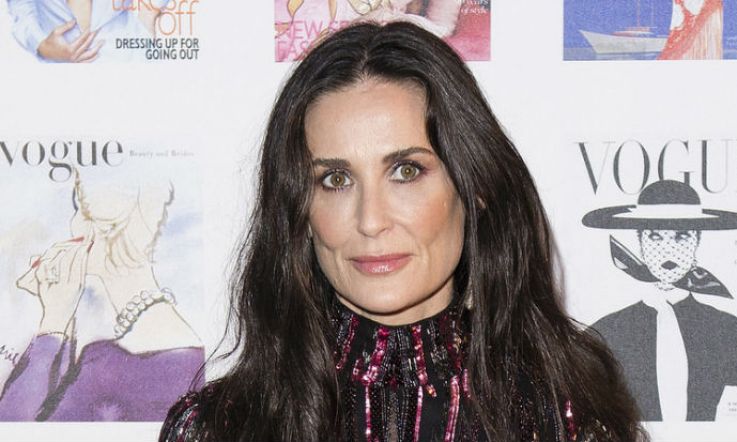 Demi Moore is missing her two front teeth (no) thanks to stress