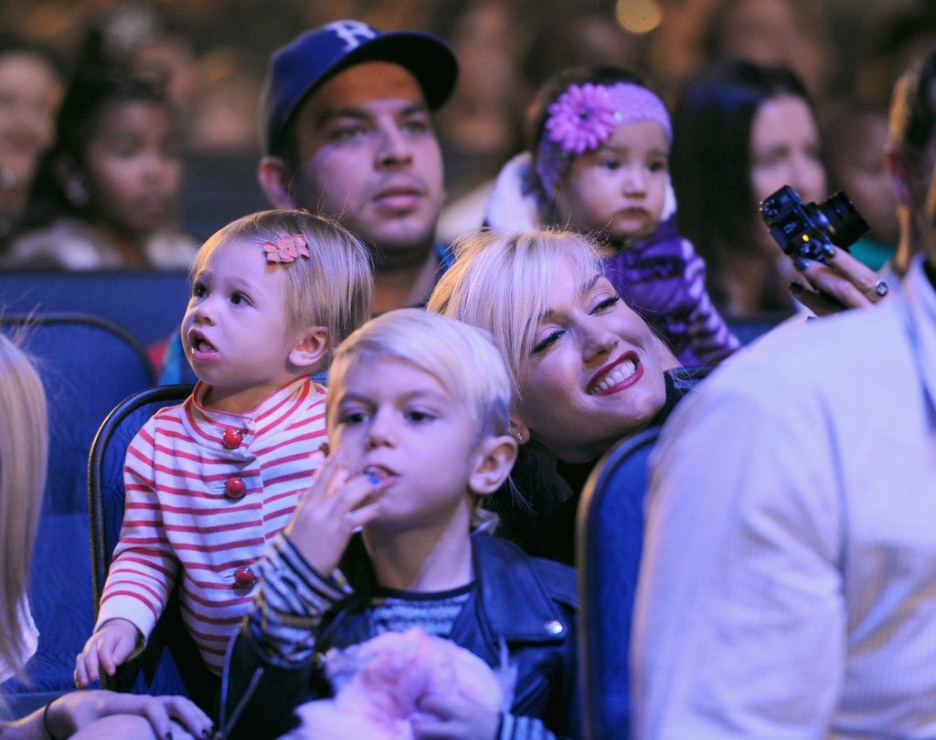 Singer Gwen Stefani, niece Stella Stefani and son Kingston Rossdale attend Yo Gabba Gabba! Live! There's A Party In My City at Nokia L.A. Live on November 27, 2010 in Los Angeles, California.  (Photo by Alberto E. Rodriguez/Getty Images)