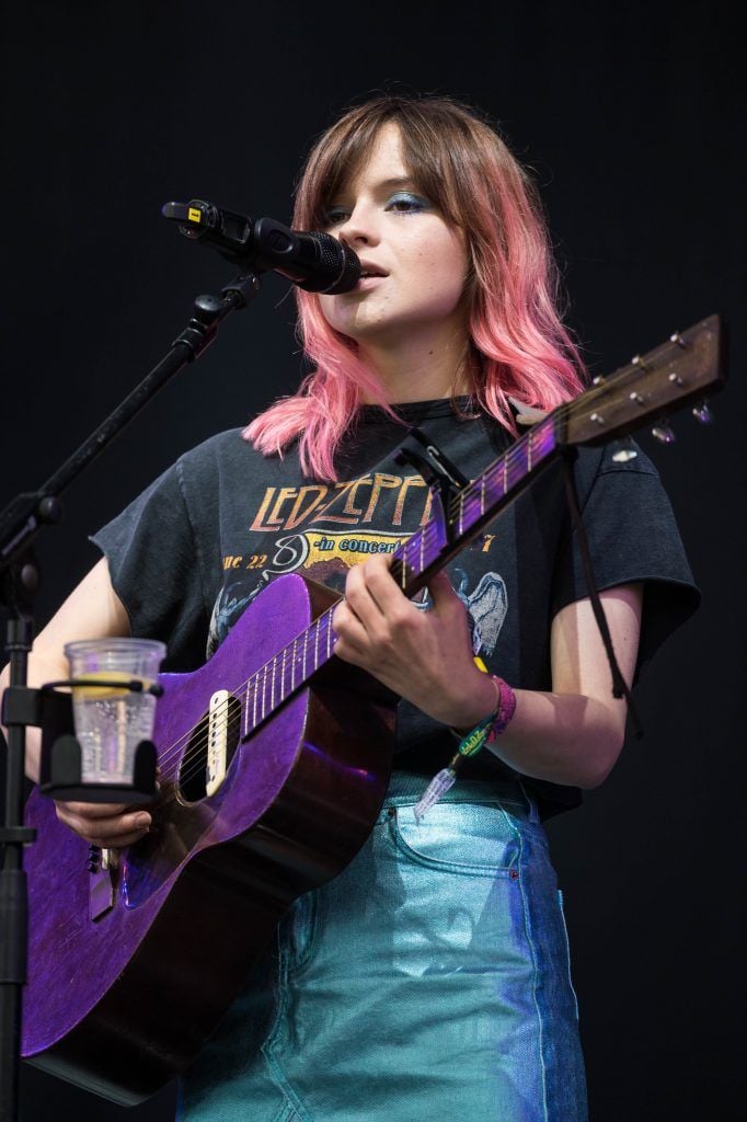 Gabrielle Aplin performs on the Other Stage during day 3 of the Glastonbury Festival 2017 at Worthy Farm, Pilton on June 24, 2017 in Glastonbury, England.  (Photo by Ian Gavan/Getty Images)