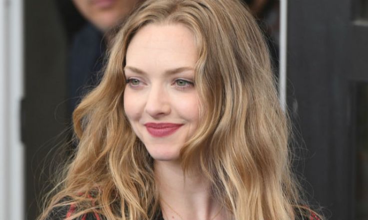 Thank you, Amanda Seyfried, for giving us easy autumn makeup inspiration