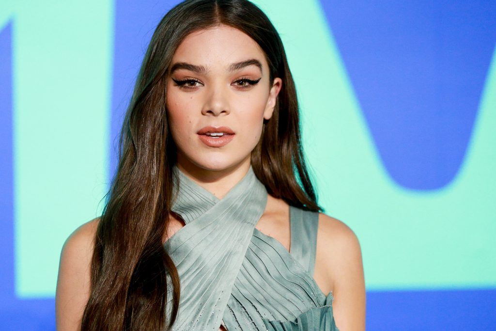 Hailee Steinfeld attends the 2017 MTV Video Music Awards at The Forum on August 27, 2017 in Inglewood, California.  (Photo by Rich Fury/Getty Images)