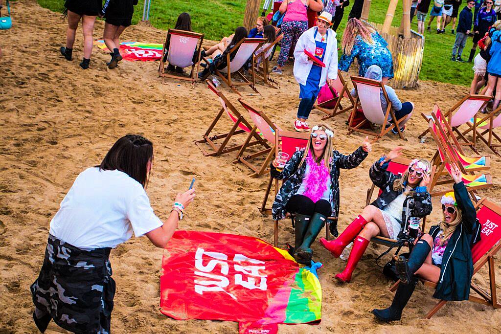 Pictured at the Just Eat Retreat Full Moon Party. The first ever Full Moon Party at Electric Picnic proved to be a crowd pleaser for picnic goers as they experienced a taste of Thailand. Photo by Allen Kiely