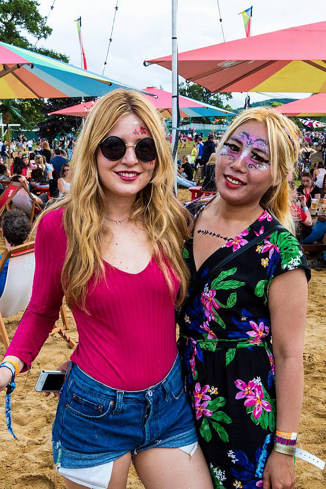 Pictured at the Just Eat Retreat Full Moon Party. The first ever Full Moon Party at Electric Picnic proved to be a crowd pleaser for picnic goers as they experienced a taste of Thailand. Photo by Allen Kiely