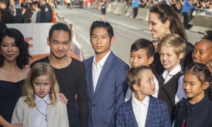 Angelina Jolie brought all 6 of her kids to her new movie premiere