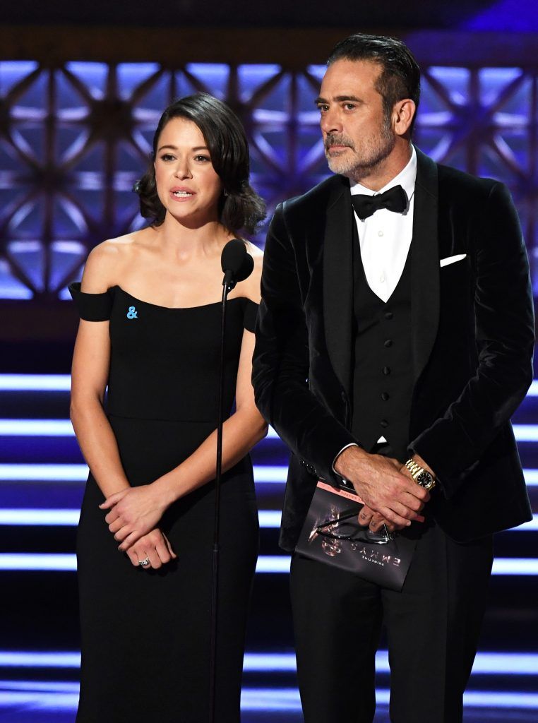 LOS ANGELES, CA - SEPTEMBER 17:  Actors Tatiana Maslany and Jeffrey Dean Morgan speak onstage during the 69th Annual Primetime Emmy Awards at Microsoft Theater on September 17, 2017 in Los Angeles, California.  (Photo by Kevin Winter/Getty Images)