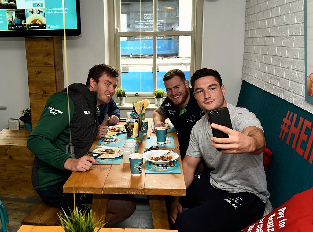 The Beanz Meanz Heinz Cafe opens in Galway to celebrate 50 years of its iconic advertising slogan 'Beanz Meanz Heinz'. The Connacht Rugby team, Rose of Tralee Maria Walsh and bloggers Nuala Gorham and Kieran O'Malley dropped by. Pay for your food by using #HEINZBEANZCAFE. Photo: Boyd Challenger