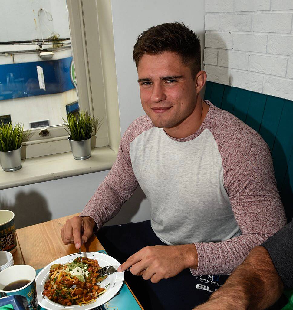 The Beanz Meanz Heinz Cafe opens in Galway to celebrate 50 years of its iconic advertising slogan 'Beanz Meanz Heinz'. The Connacht Rugby team, Rose of Tralee Maria Walsh and bloggers Nuala Gorham and Kieran O'Malley dropped by. Pay for your food by using #HEINZBEANZCAFE. Photo: Boyd Challenger