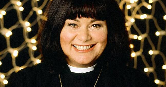 Dawn French, aka The Vicar of Dibley, debuts stunning new look at 59 ...