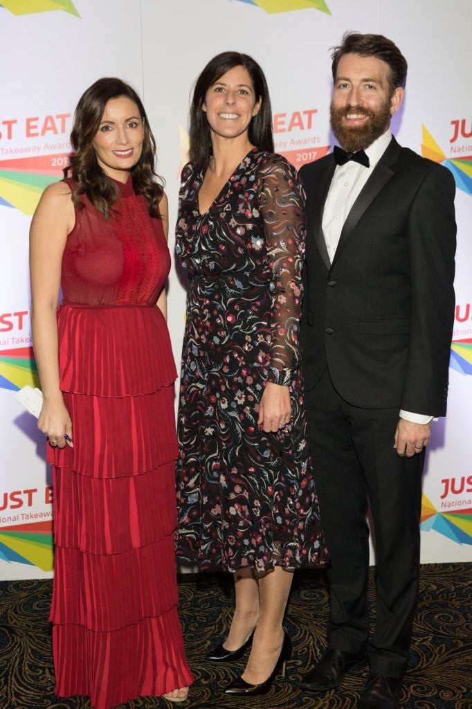Louise Duffy, Amanda Roche-Kelly, Managing Director, Just Eat Ireland and Colm O'Regan at the fourth annual Just Eat National Takeaway Awards (17th October 2017). Pic: Naoise Culhane