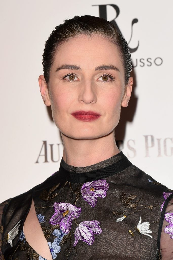 Model Erin O'Connor arrives at the Harper's Bazaar Woman Of The Year Awards held at Claridges Hotel on November 2, 2017 in London, England.  (Photo by Stuart C. Wilson/Getty Images)