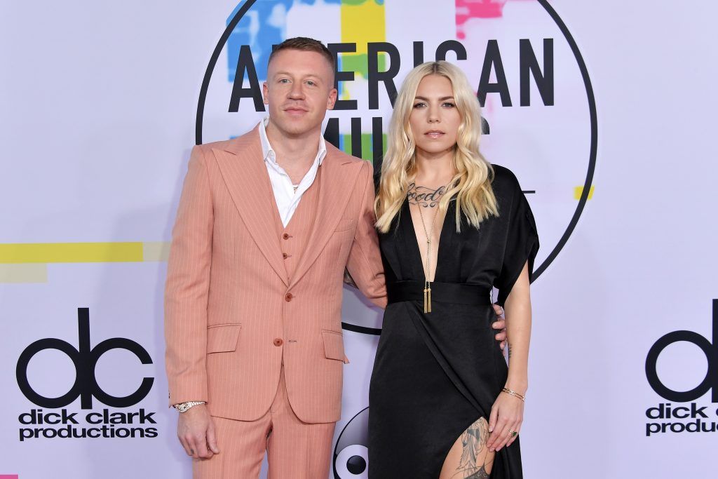 Macklemore (L) and Skylar Grey attend the 2017 American Music Awards at Microsoft Theater on November 19, 2017 in Los Angeles, California.  (Photo by Neilson Barnard/Getty Images)