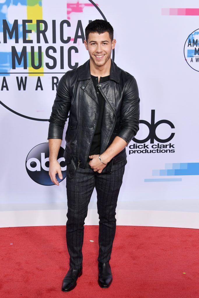 Nick Jonas attends the 2017 American Music Awards at Microsoft Theater on November 19, 2017 in Los Angeles, California.  (Photo by Neilson Barnard/Getty Images)