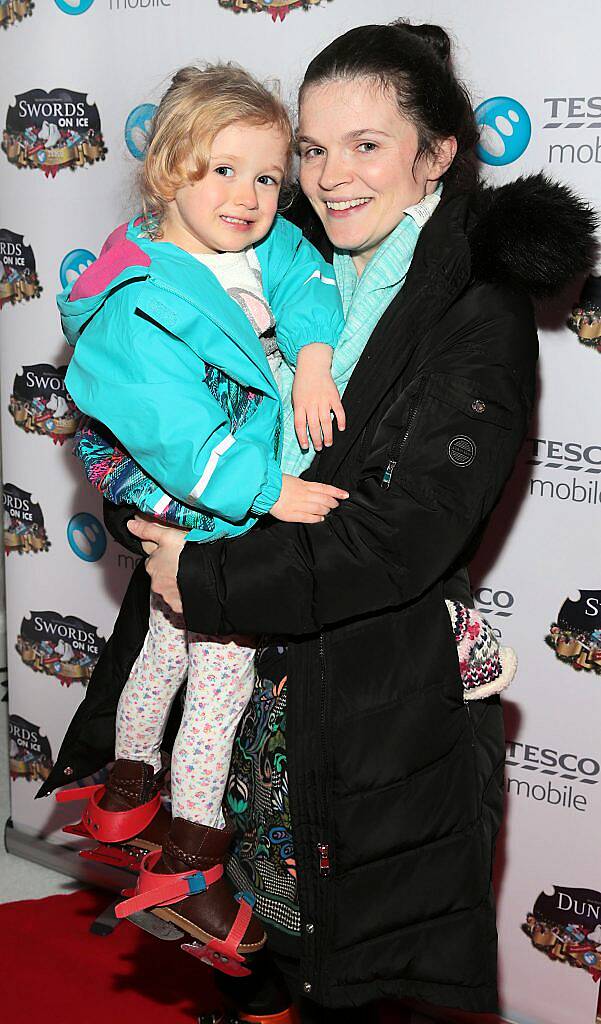 Emilia O Brien and Ciara O Brien pictured at the Tesco Mobile and Dundrum on Ice VIP evening. Picture: Brian McEvoy