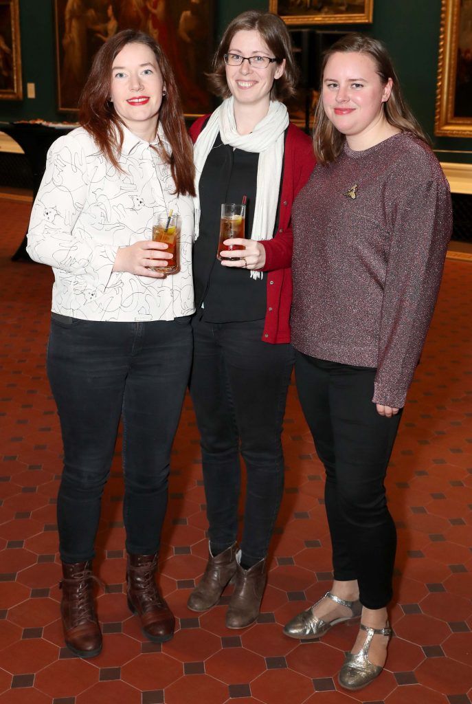 Marie Canavan, Nicola O'Shea and Katie Milligan at the announcement of the winner of the Hennessy Portrait Prize 2017 at the National Gallery of Ireland, 29th November 2017. Pic: Marc O'Sullivan