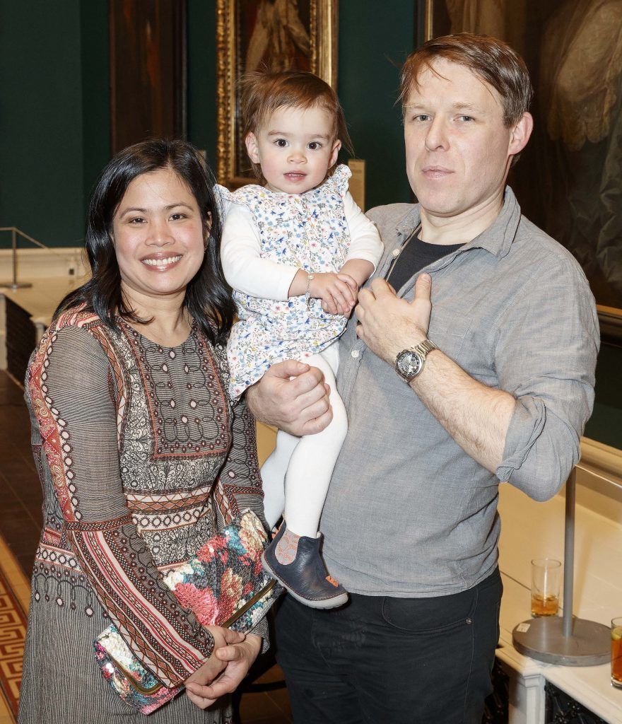 Hathaya, Beatrice and Nicholas Robinson at the announcement of the winner of the Hennessy Portrait Prize 2017 at the National Gallery of Ireland, 29th November 2017. Pic: Marc O'Sullivan