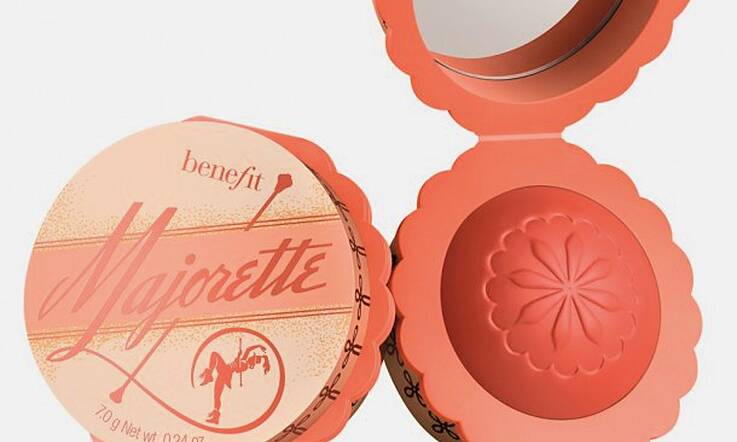 NEW! Sneak Swatch: Benefit's Majorette Blush is Twirling All Our Batons