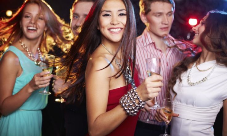 Mistletoe and Wine: Christmas Party Dos and Don'ts
