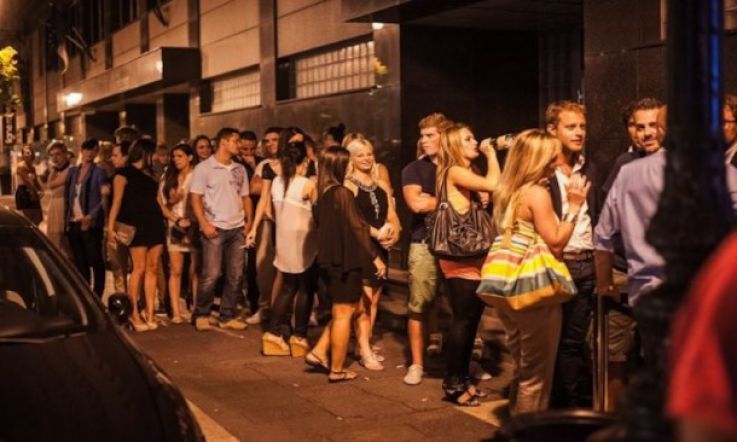 Nightclubs to Introduce Breathalysers to Stop People 'Prinking'