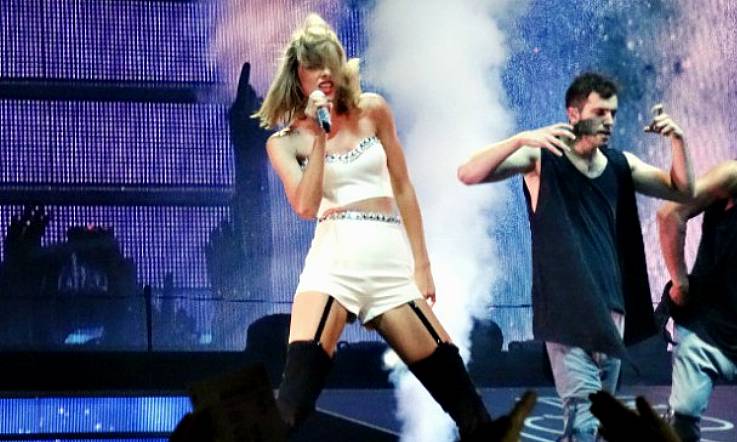 Wanna be in Her Gang? Taylor Swift Expands Her Squad