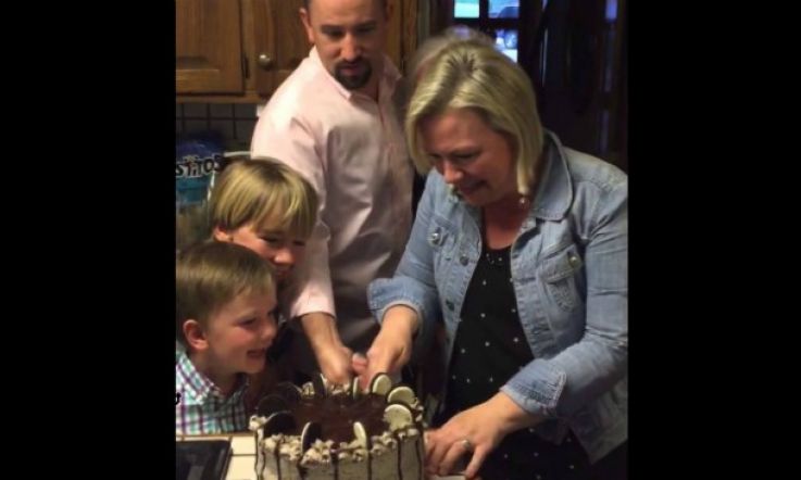 Viral Vid: Mama of Six Boys Finds Out She's Having a Girl