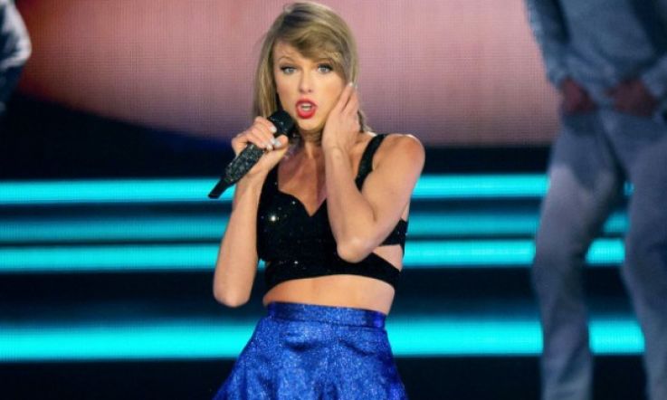 Taylor Swift Makes Donation To Help Firefighter's Hospitalised Family
