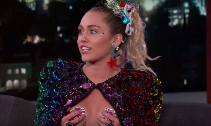 Miley Cyrus' Boobs Made Jimmy Kimmel All Sorts Of Flustered