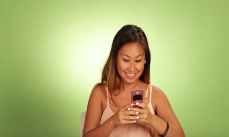 Flip Phones are Hilarious Now, According to These Teens