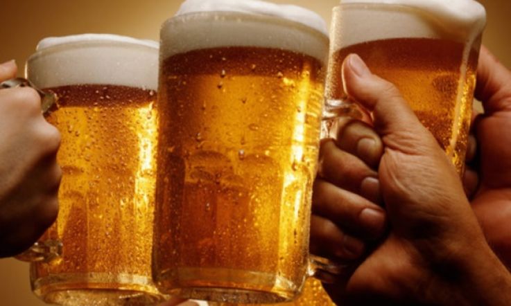 This is What Beer Does to Your Body an Hour After Drinking It