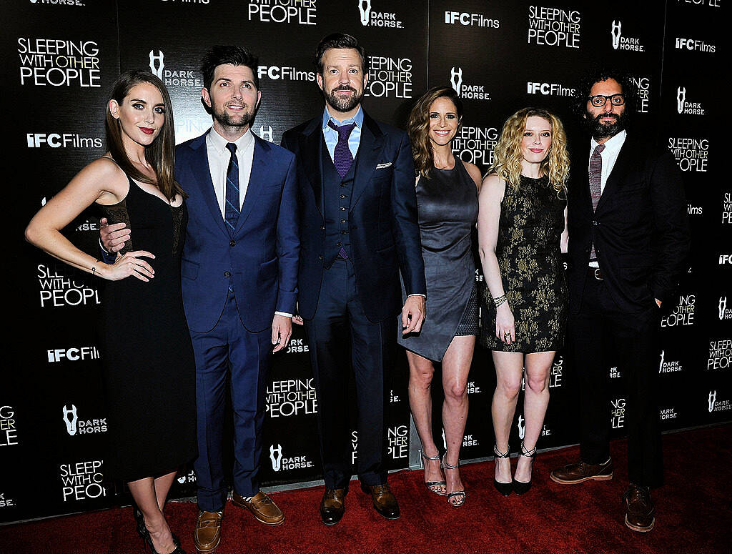 LOS ANGELES, CA - SEPTEMBER 09:  (L-R) Actors Alison Brie, Adam Scott, Jason Sudeikis, Andrea Savage, Natasha Lyonne and Jason Mantzoukas attend the Los Angeles premiere of IFC Films "Sleeping with Other People" presented by Dark Horse Wine on September 9, 2015 in Los Angeles, California.  (Photo by John Sciulli/Getty Images for Darin Pfeiffer Consulting)