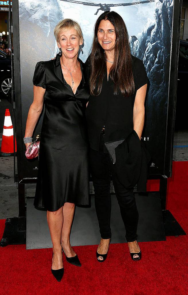 HOLLYWOOD, CA - SEPTEMBER 09:  Producers Nicky Kentish Barnes (L) and Liza Chasin attend the Premiere of Universal Pictures' "Everest" at the TCL Chinese 6 Theatre on September 9, 2015 in Hollywood, California.  (Photo by Frederick M. Brown/Getty Images)