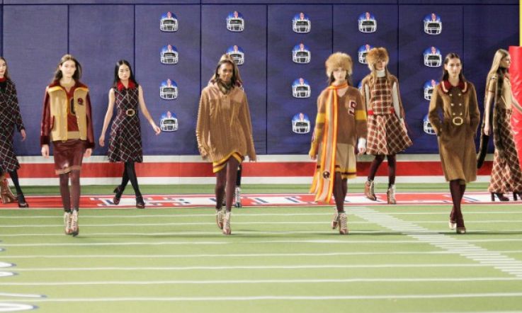 Join Virtual Tommy Hilfiger FROW As We Live Stream SS16 Show!