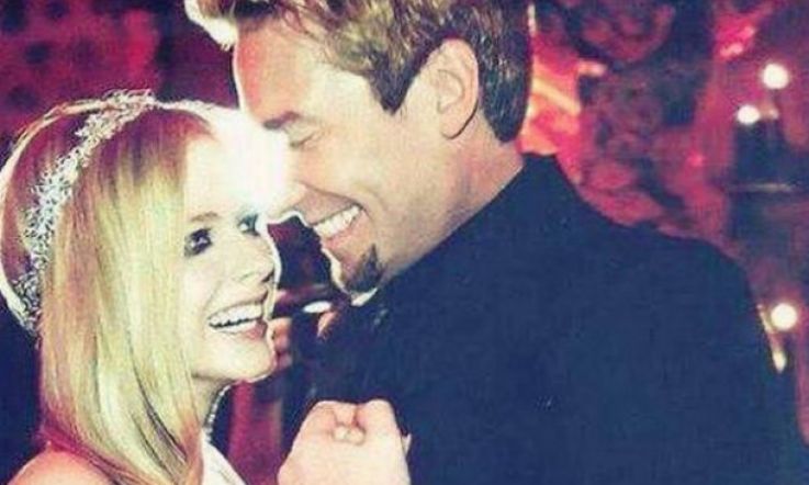 Avril Lavigne Splits From 2nd Husband, Chad 'Nickelback' Kroeger